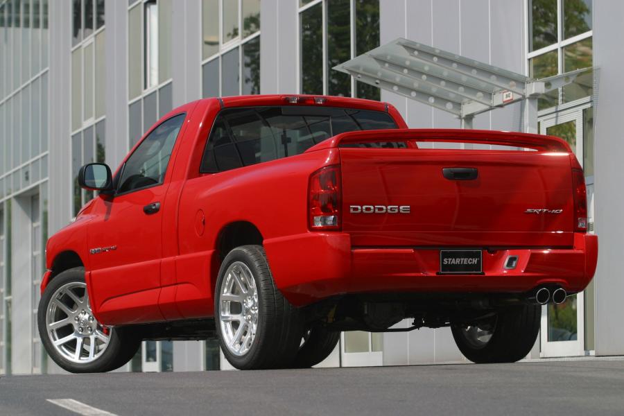  Dodge Ram SRT10 by Startech 2005 года  (фото 7 из 10)